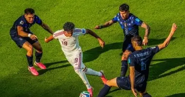 مونديال الصدمات.. الرأس الأخضر يخطف الأضواء وأوروجواي تغادر من الباب الضيق
