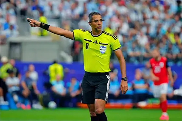 طاقم تحكيم مصري لمواجهة زيمبابوي والكونغو الديمقراطية بتصفيات كأس أمم إفريقيا