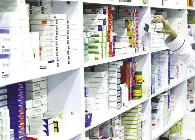 نقص أدوية المعدة ومضادات المغص.. شعبة الأدوية تكشف البدائل المتاحة