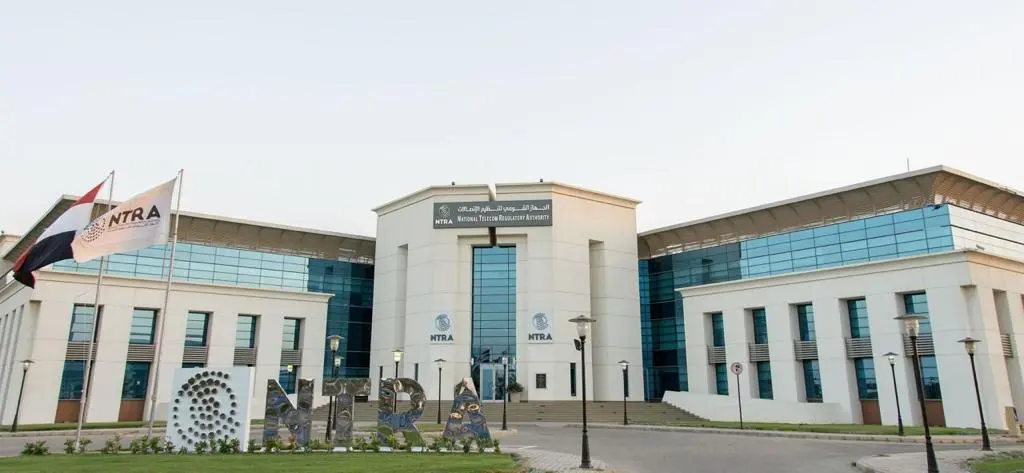تنظيم الاتصالات: شريحة الطفل جاهزة خلال شهرين ومحتوى الإنترنت سيكون آمنًا