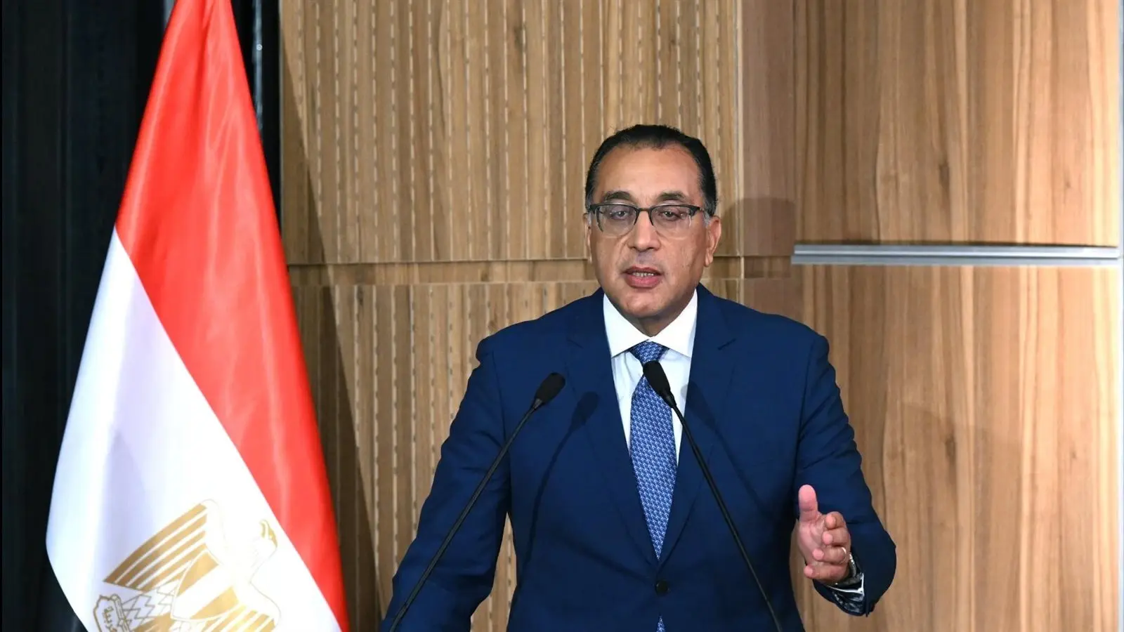رئيس الوزراء: تطوير المطارات وتحويلها لمراكز لوجستية عالمية أولوية قصوى