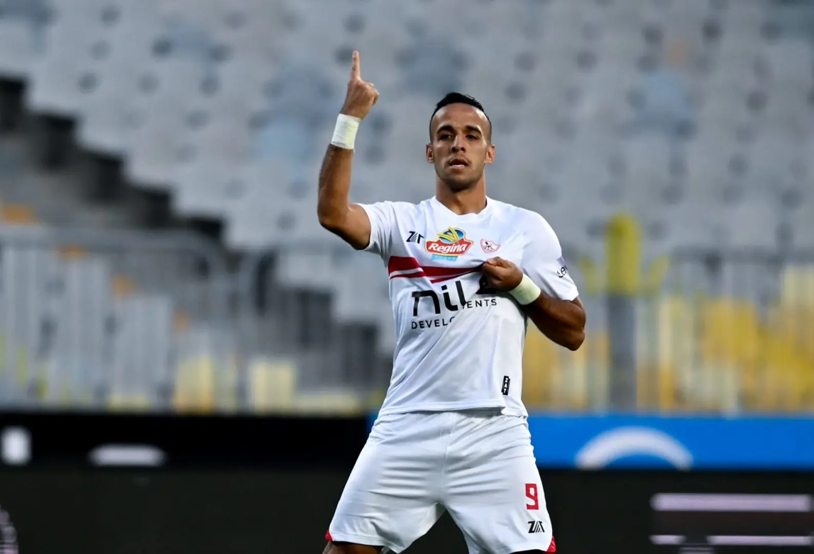 منسي يشعل الصراع على هجوم المنتخب قبل المونديال