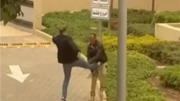 طلب 3 مليون جنيه للتنازل.. تفاصيل جديدة في واقعة التعدي على فرد أمن التجمع