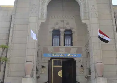 الأطباء يحذرون من انتحال الصفة الطبية: تغليظ العقوبات ضرورة لحماية المرضى