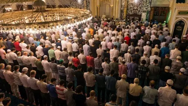 ما هو عدد ركعات صلاة التهجد وكيفية أدائها وفق السنة النبوية؟