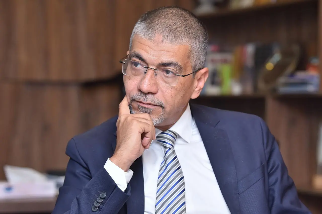 برلماني يدين القبض على أحمد ناصر في هولندا وينتقد ازدواجية المعايير الأوروبية