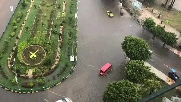 عواصف رعدية وسيول.. الأرصاد تحذر من تقلبات حادة في حالة الطقس في عيد الفطر