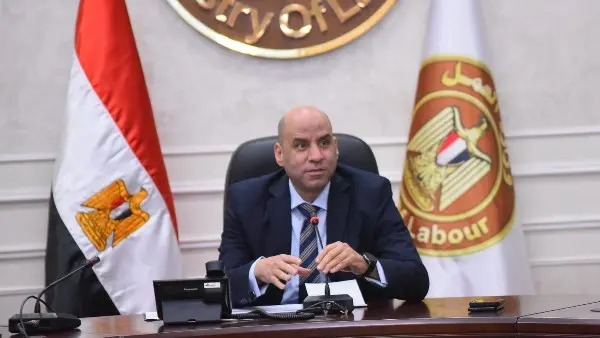 بيان هام من وزير العمل بشأن إجازة شم النسيم للقطاع الخاص