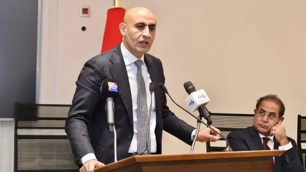 التعليم تعلن موعد عودة الدراسة بالمدارس وحقيقة مد الإجازة بسبب الطقس