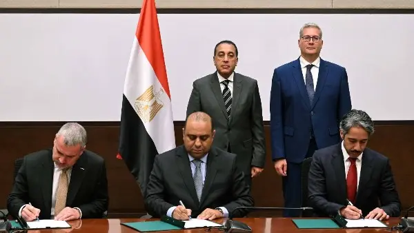 مدبولي يشهد توقيع مذكرة تفاهم بين البترول وشركة إكسون موبيل وشركة قطر للطاقة في مجال الغاز