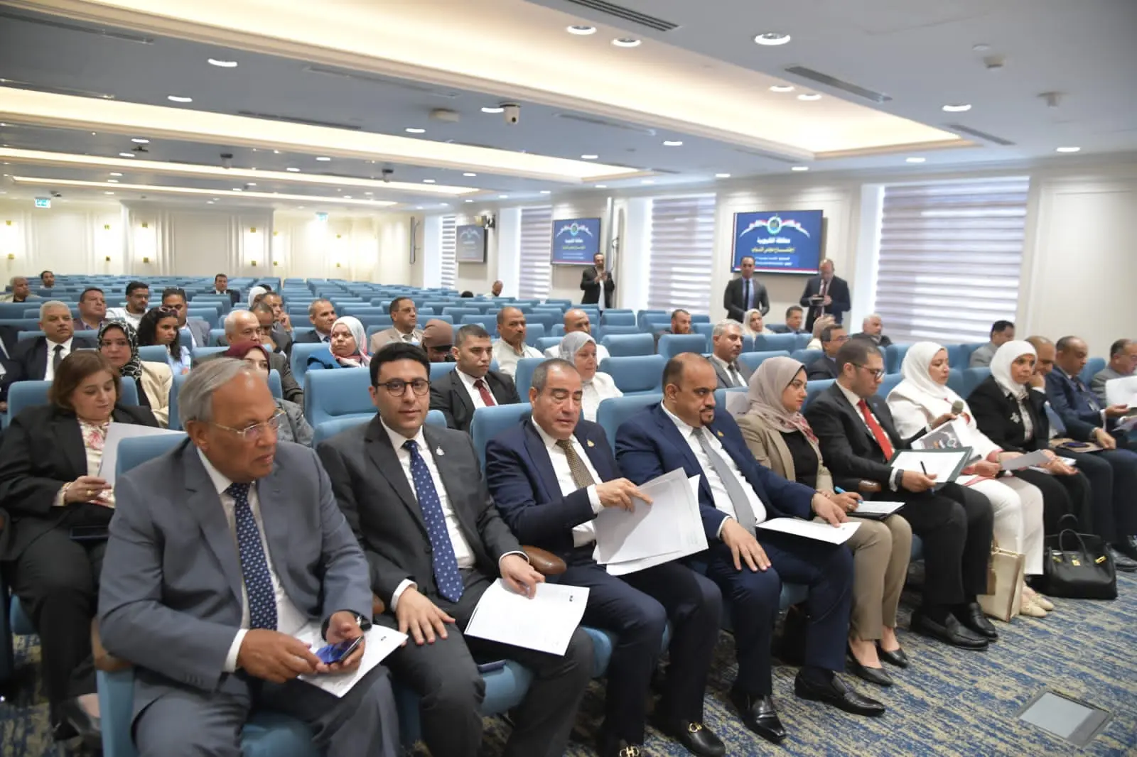 الإدارة المحلية في النواب تناقش مشكلات الرصف والنظافة والطرق بالقليوبية - 63d0ac57 ab3d 4e60 ad02 8a193fab18db