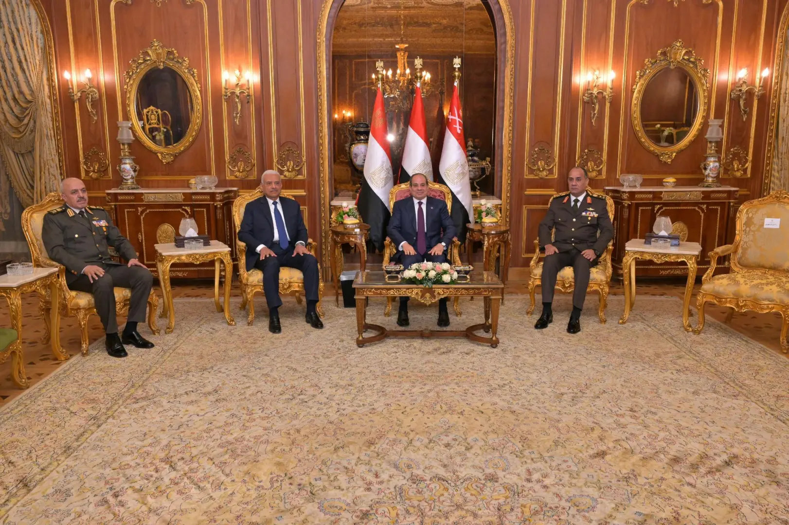 الرئيس السيسي: قوة هذا الوطن تكمن في تلاحم مؤسساته وإخلاص قادته