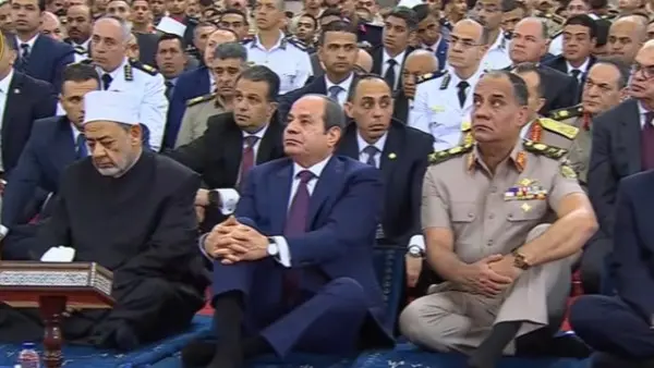 الرئيس السيسي يستمع إلى خطبة عيد الأضحى المبارك