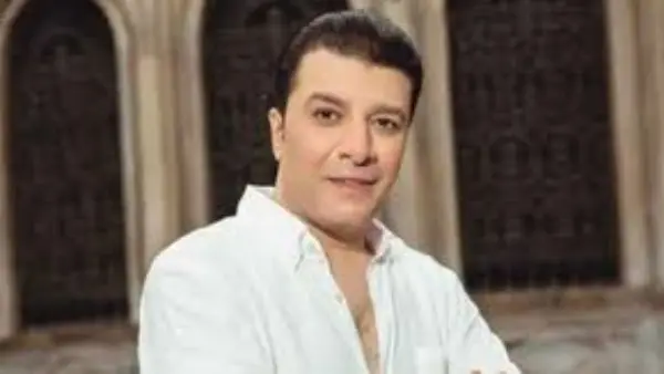 الحالة حرجة.. مصطفى كامل يكشف آخر تطورات الحالة الصحية للفنان هاني شاكر