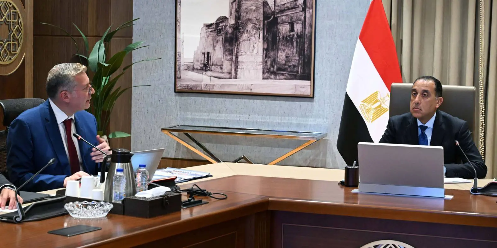 وزير البترول يكشف خطط مصر لتطوير الإنتاج وتحقيق اكتشافات جديدة بحقول النفط والغاز - 658987170 1523049989865416 5937304369448029496 n