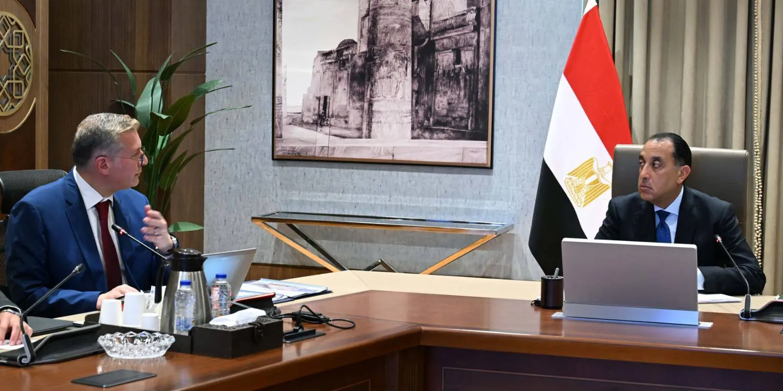 وزير البترول يكشف خطط مصر لتطوير الإنتاج وتحقيق اكتشافات جديدة بحقول النفط والغاز - 659020321 1523049779865437 6318206171403990621 n
