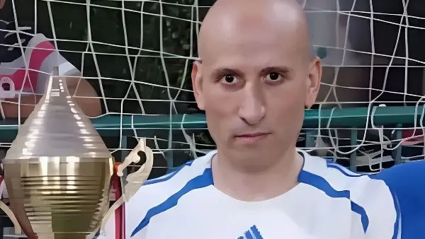 مات في الملعب بعد صلاة العصر.. الحزن يكسو "الباجور" بالمنوفية عقب وفاة شاب أثناء مباراة كرة قدم