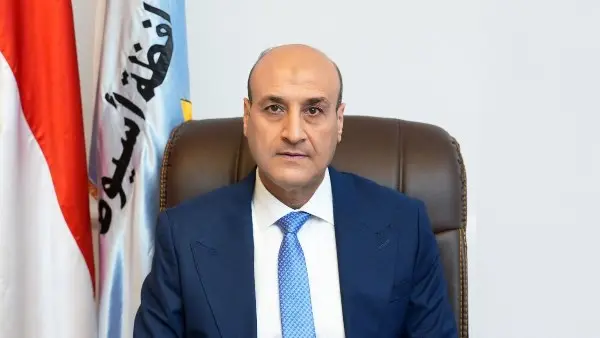في ذكرى الصمود ضد الفرنسيين.. محافظ أسيوط يهنئ المواطنين بالعيد القومي الـ227 ويعلن برنامج الافتتاحات