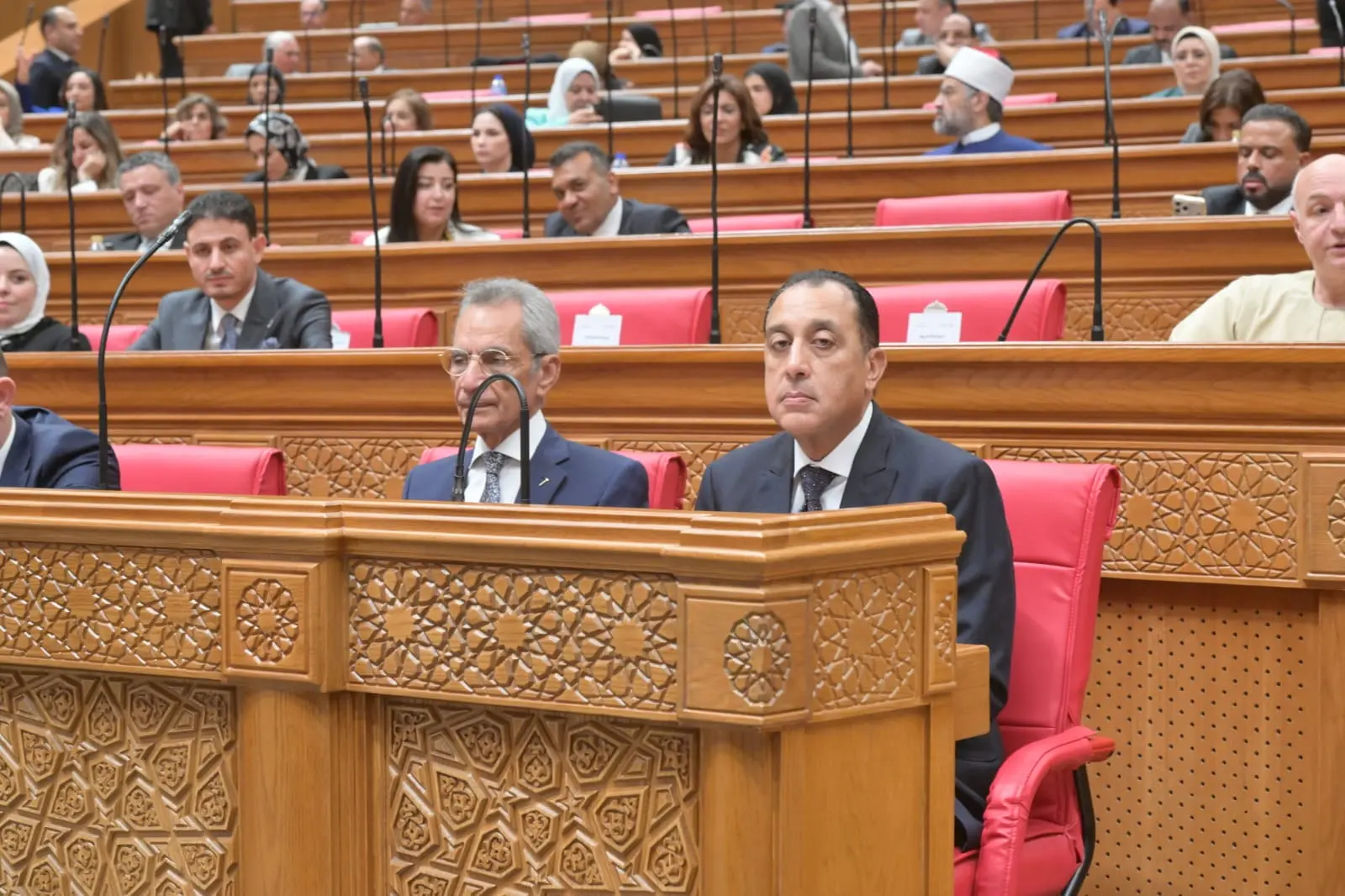 مجلس النواب يبدأ أولى جلسات دور الانعقاد الثاني بحضور رئيس الوزراء