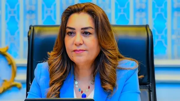 منال عوض تهنئ الرئيس السيسي ورئيس الوزراء بعيد العمال: «عمال مصر رمز الكفاح وبناة التنمية»