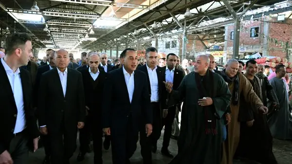 الحكومة تقرر تطبيق "العمل عن بُعد" للأحد من كل أسبوع بدءاً من أبريل