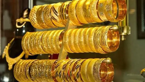 هبوط مفاجئ.. أسعار الذهب اليوم في مصر تخسر 400 جنيه من قيمة "الجنيه الذهب" وعيار 21 الآن