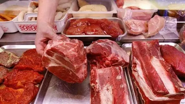 قبل عيد الأضحى.. جولة في الأسواق لرصد أسعار اللحوم ومطالب بتوفير الأعلاف لخفض التكلفة