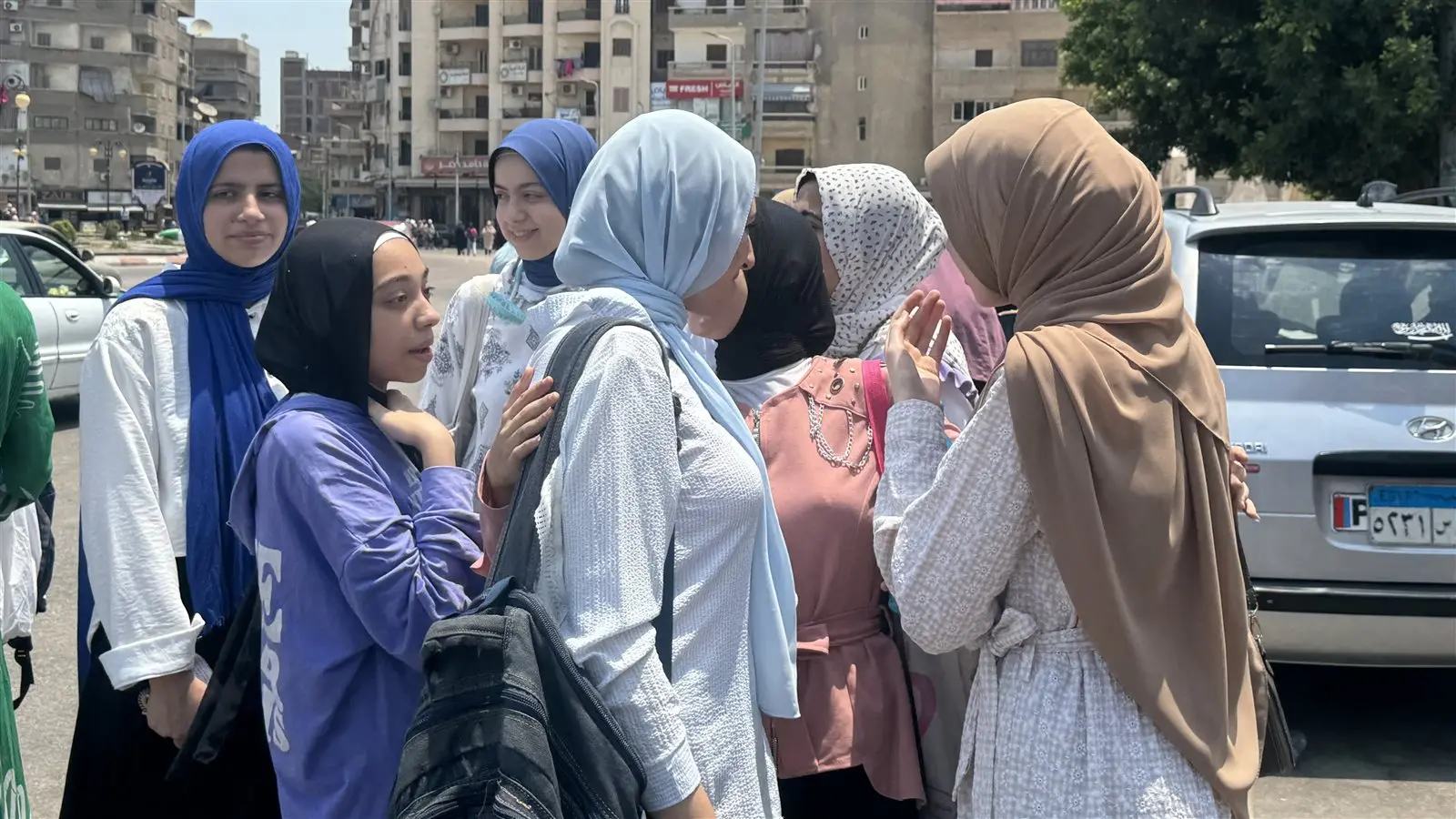 طلاب البحيرة يختتمون الثانوية العامة وسط ارتياح لمستوى الامتحانات