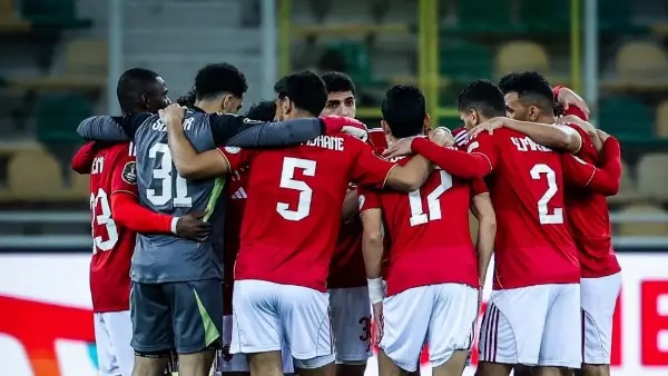 قبل قمة الليلة.. تاريخ مواجهات الأهلي والزمالك يمنح "الأحمر" الأفضلية الرقمية