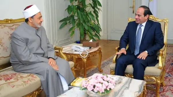 الرئيس السيسي يطمئن على الحالة الصحية لشيخ الأزهر أحمد الطيب