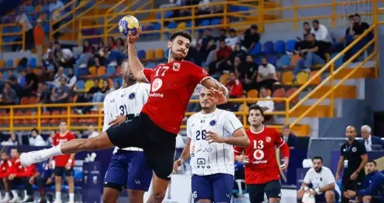 الأهلي يصالح جماهيره.. الأحمر يكتسح برقان الكويتي 35-17 في مونديال اليد