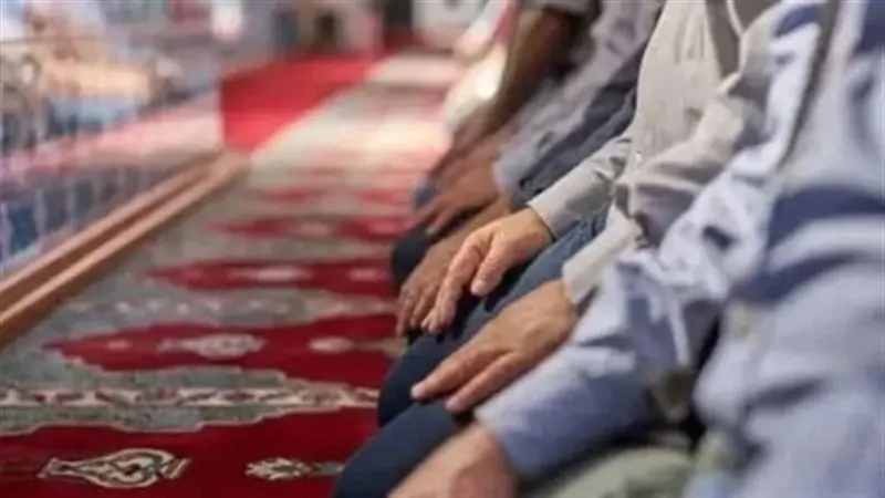 حكم تأخير صلاة العشاء