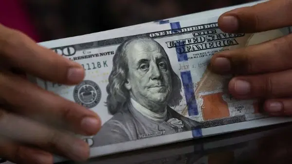 الأخضر بكام.. أسعار الدولار اليوم الأحد 12 يوليو 2026 مقابل الجنيه المصري