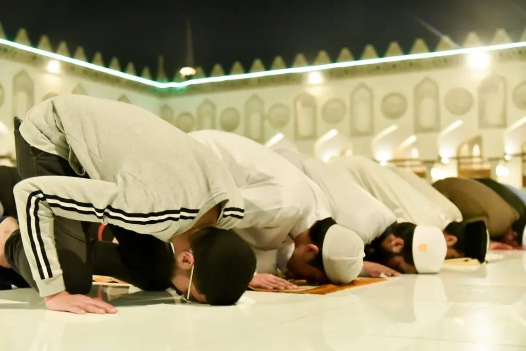 صلاة التهجد في ليلة 25 رمضان.. دليل كامل حول الكيفية والوقت وأفضل الأدعية
