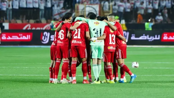مصادر بالأهلي تؤكد اتجاه الإدارة لخصم 15% من عقود لاعبيه بعد خسارة بطولة الدوري