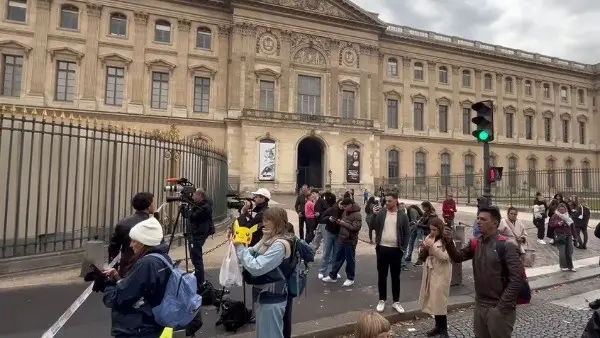 زلزال في "اللوفر".. استقالة مديرة المتحف بعد سرقة "مجوهرات التاج" بقيمة 88 مليون يورو
