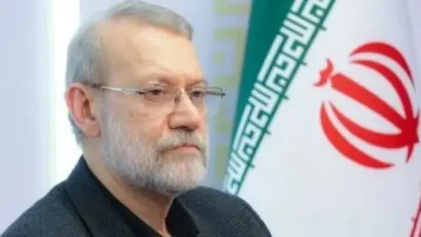 إيران  تعلن استشهاد علي لاريجاني في غارات جوية أمريكية إسرائيلية على العاصمة