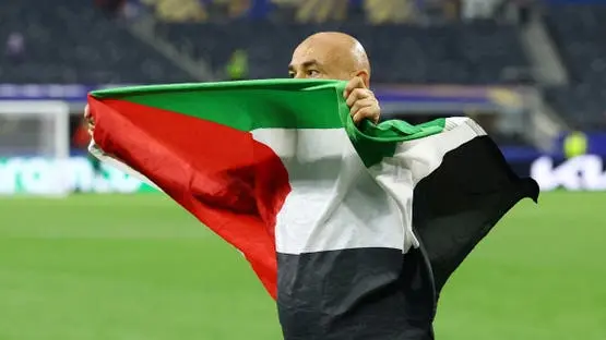 حقيقة توقيع عقوبة على حسام حسن بسبب علم فلسطين