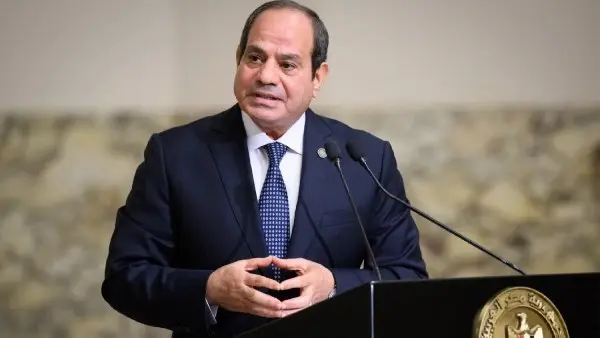 الرئيس السيسي يوجه بصرف منحة بقيمة 1500 جنيه لمدة 3 أشهر للعمالة غير المنتظمة