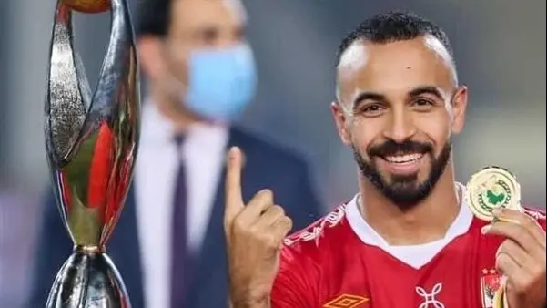 لتعويض رحيل إمام عاشور.. الأهلي يحسم قراره النهائي بشأن "عودة أفشة" في نهاية الموسم