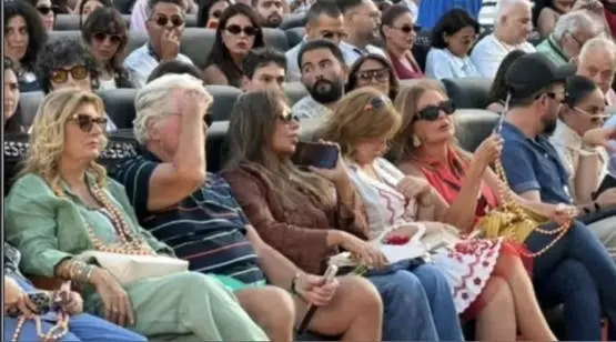«ليست مسبحة».. حقيقة الإكسسوار الغريب الذي أثار الجدل في مهرجان الجونة