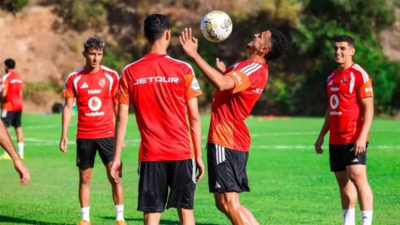 موقف ثنائي الأهلي من مباراة أبو قير للأسمدة في الدوري الممتاز