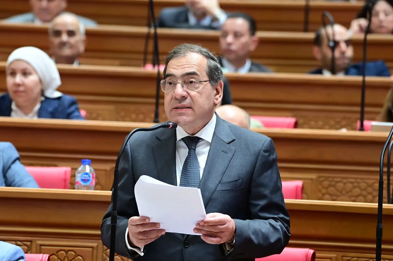 الملا أمام جلسة مناقشة الموازنة بالبرلمان: الخطة الجديدة تعزز أمن الطاقة والاستثمار