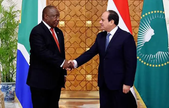 السيسي ورامافوزا يؤكدان دعم الأمن والاستقرار وتسوية النزاعات أفريقيًا