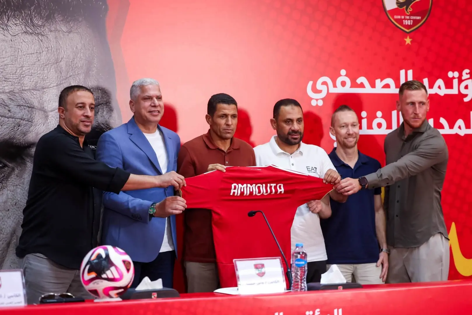 الأهلي يستقر على رحيل ثنائي جديد بتوصية الحسين عموتة