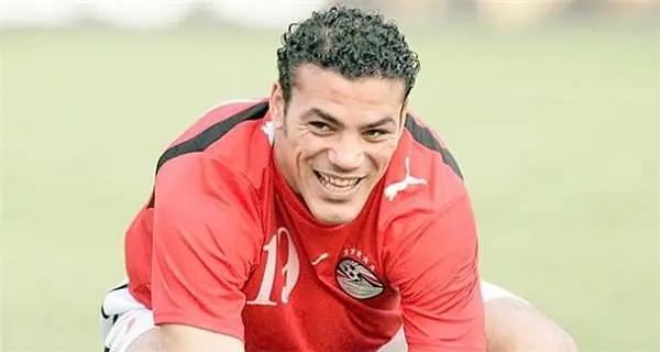 تفاصيل القبض على اللاعب عمرو زكي بمطار القاهرة قبل سفره إلى الإمارات