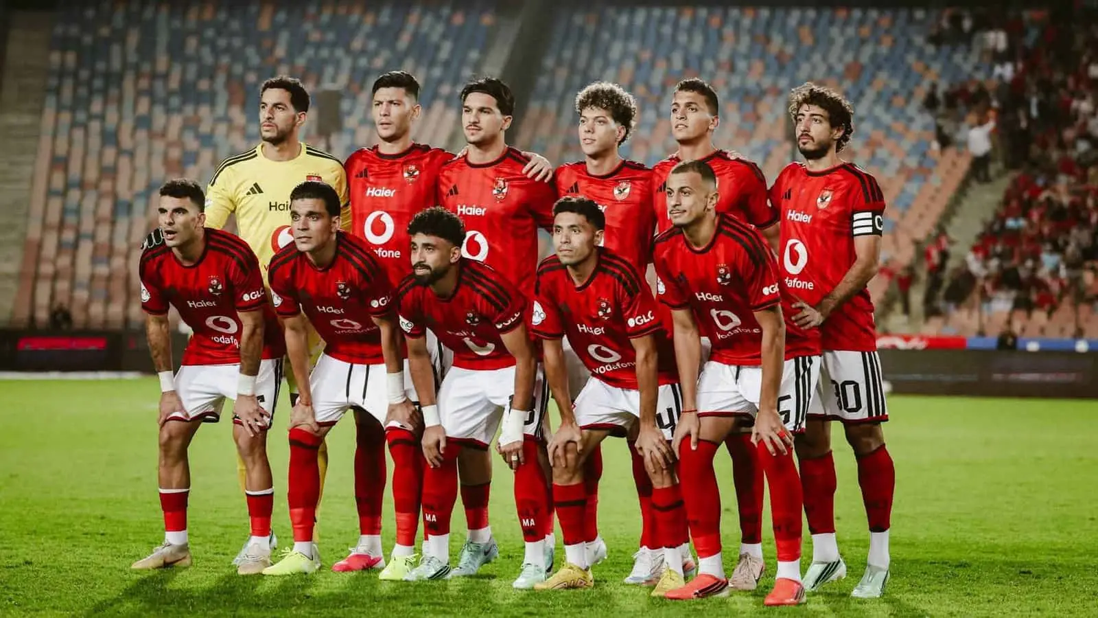 غضب واستياء داخل الأهلي من لاعبيه الكبار بعد التعادل مع القناة