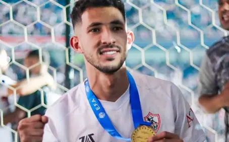 سبب مفاجئ وراء استبعاد أحمد فتوح عن لقاء الزمالك ومنتخب السويس.. تفاصيل