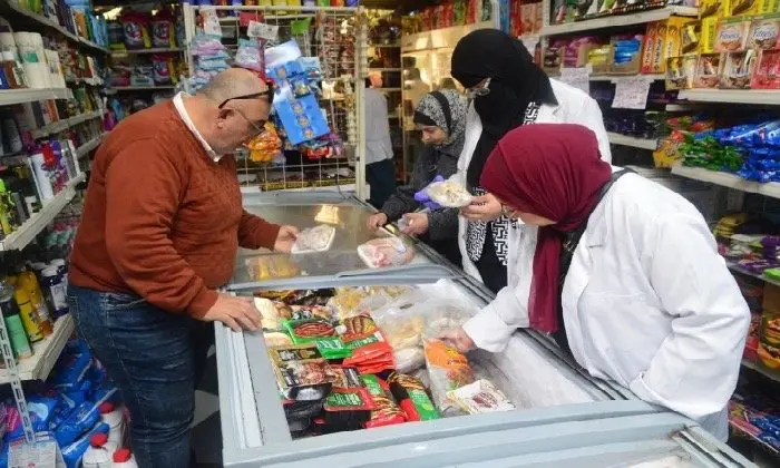 ضبط 1000 قطعة مواد غذائية منتهية الصلاحية ببورفؤاد