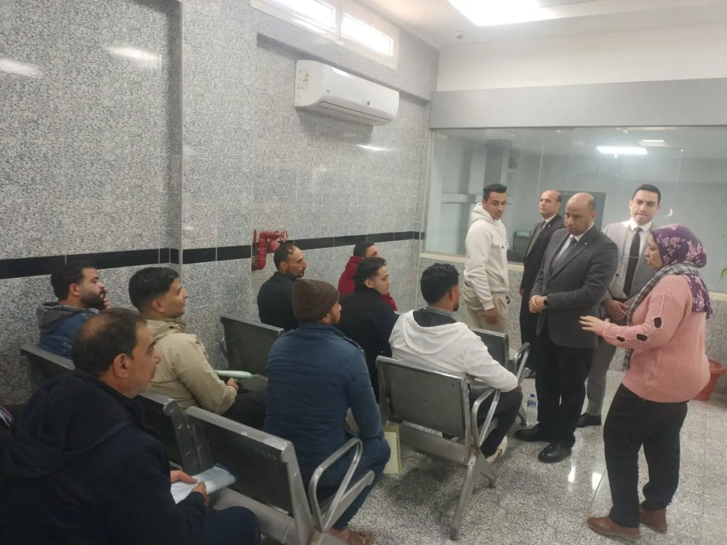 وزير العمل: المواطن يأتي في صدارة أولويات الوزارة - fb img 1771493182368 1
